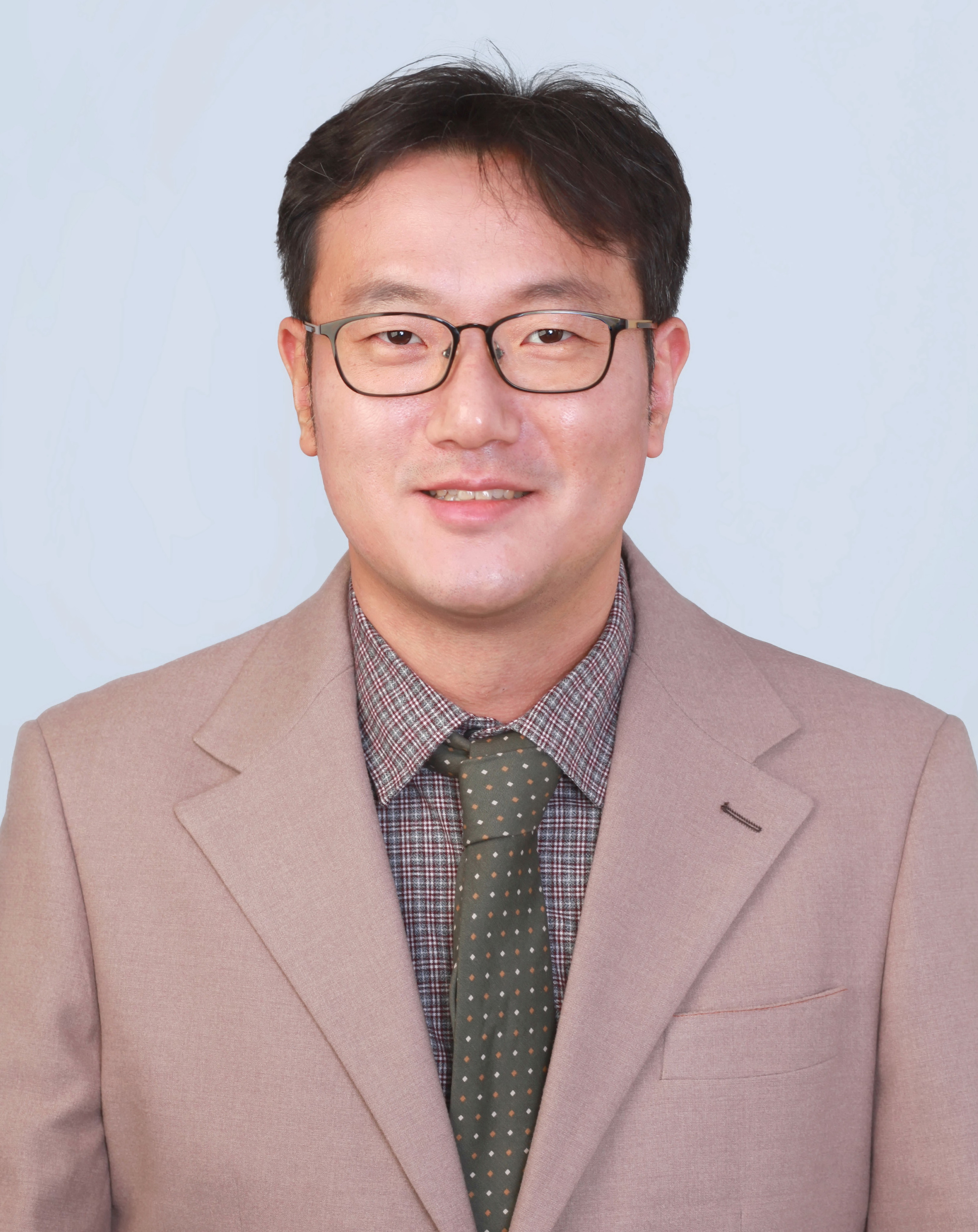 김민석부교수 사진